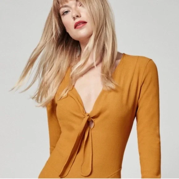 Reformation Gia Dress - Picture 2 of 11